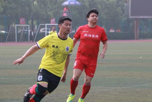 利物浦引援阿劳霍与梅西家庭陪伴的决定